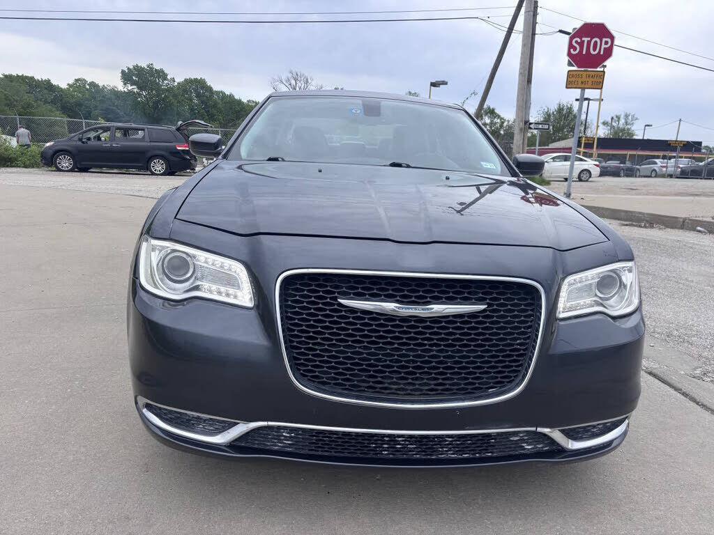 2015 CHRYSLER 300