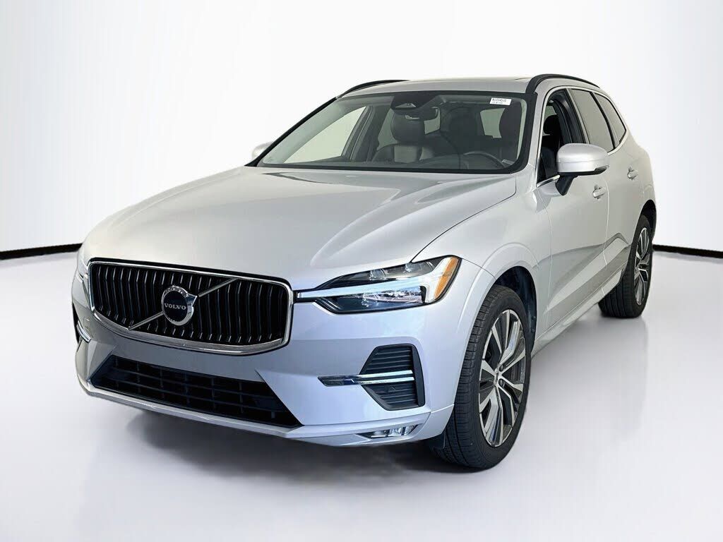 2022 VOLVO XC60