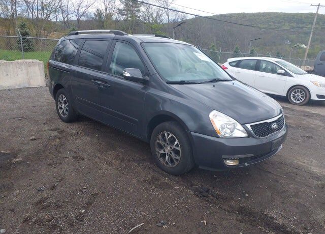 2014 KIA Sedona