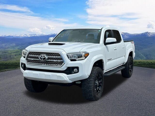 2017 TOYOTA Tacoma
