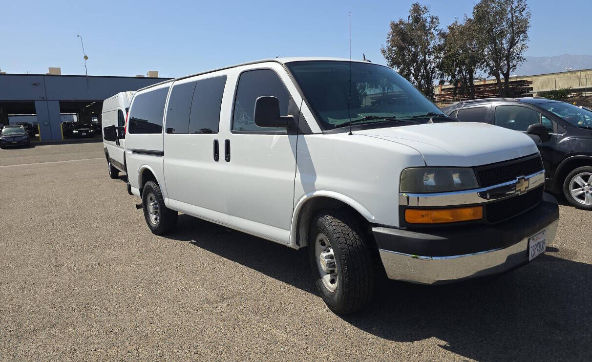 2013 CHEVROLET Express