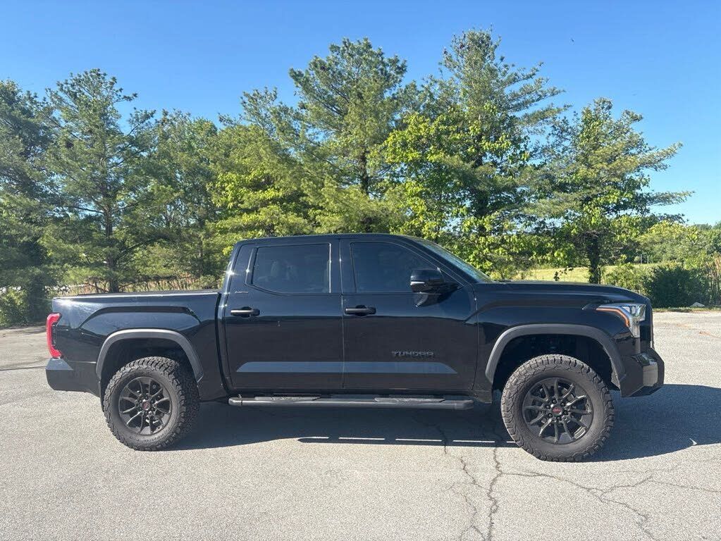 2022 TOYOTA Tundra