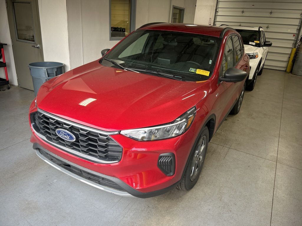 2025 FORD Escape
