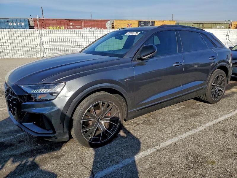 2021 AUDI SQ8