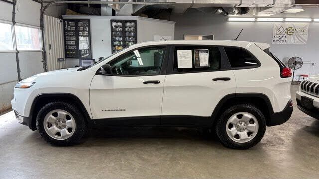 2017 JEEP Cherokee
