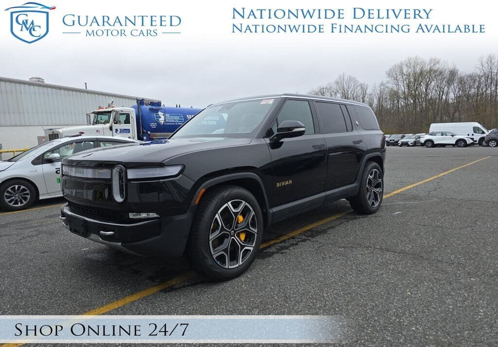 2022 RIVIAN R1S