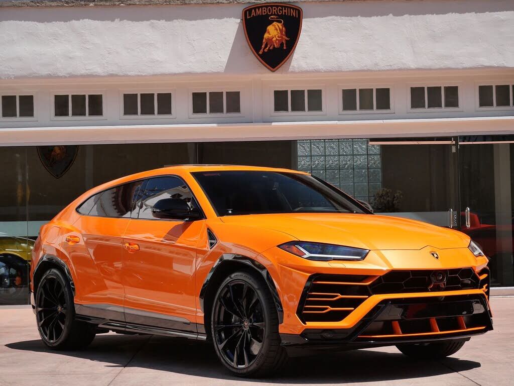 2021 LAMBORGHINI URUS