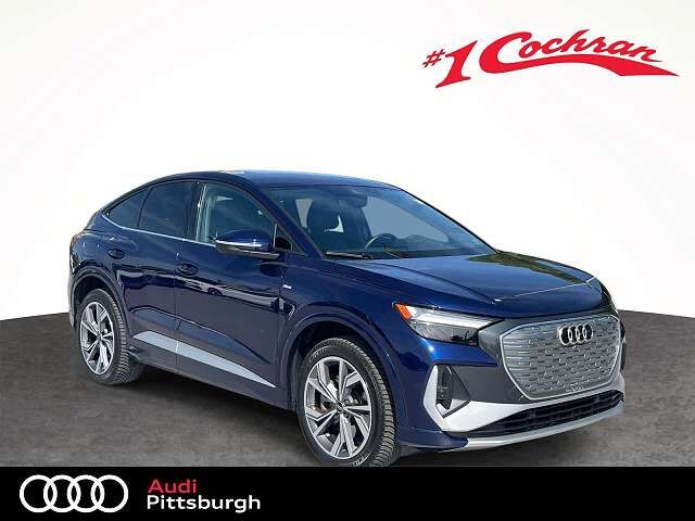 2023 AUDI Q4