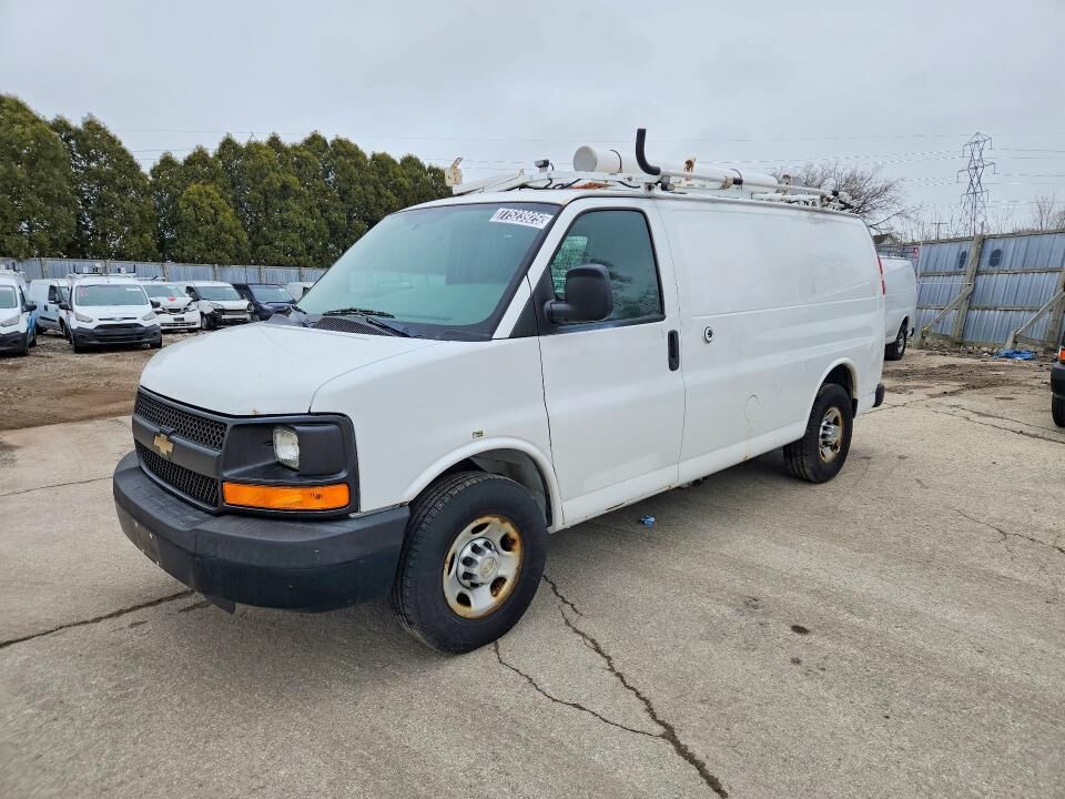 2013 CHEVROLET Express