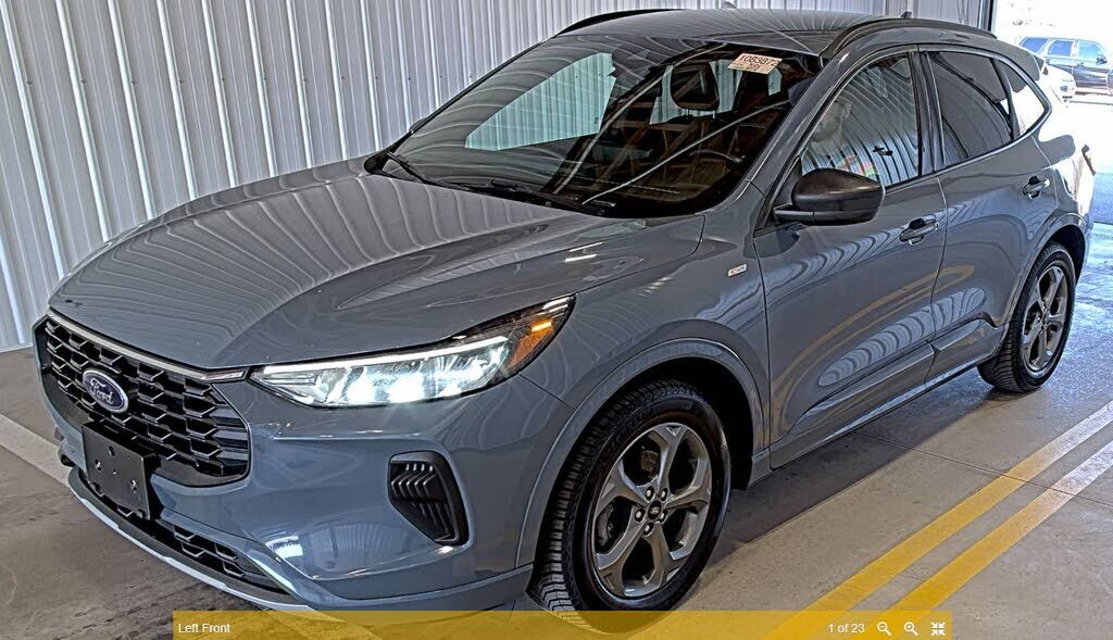 2023 FORD Escape