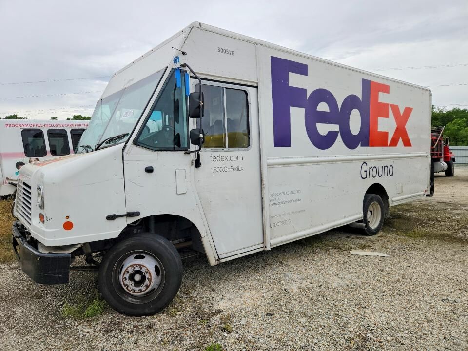 2021 FORD Commercial Chassis
