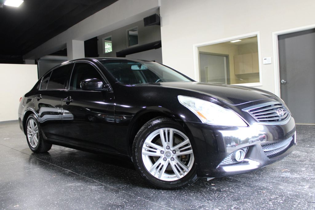 2012 INFINITI G37