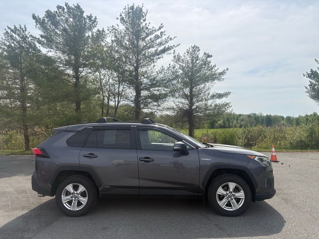 2021 TOYOTA RAV4