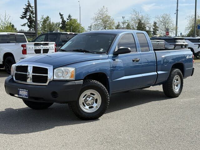 2005 DODGE Dakota