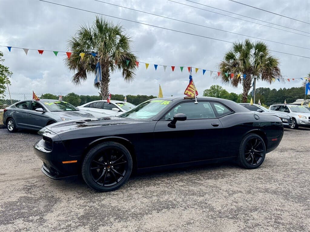 2016 DODGE Challenger