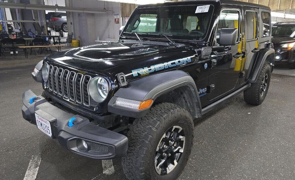 2025 JEEP Wrangler
