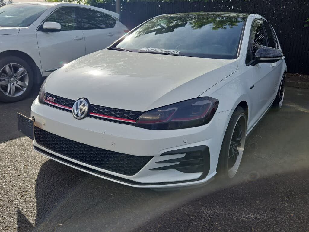 2019 VOLKSWAGEN Golf GTI