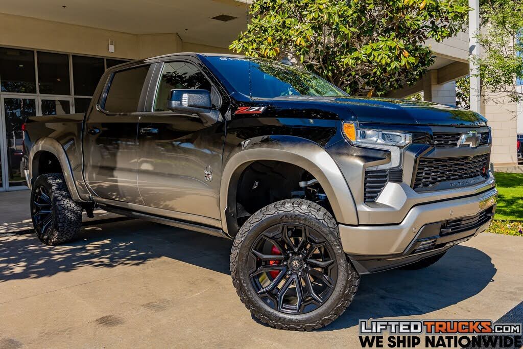 2024 CHEVROLET Silverado
