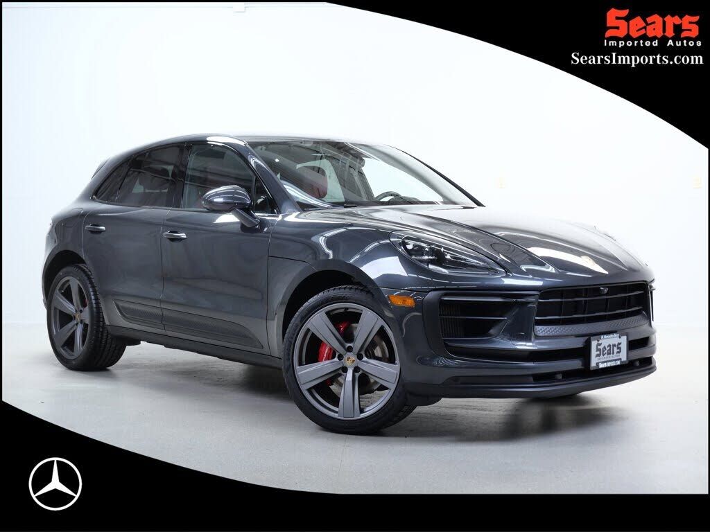 2022 PORSCHE Macan