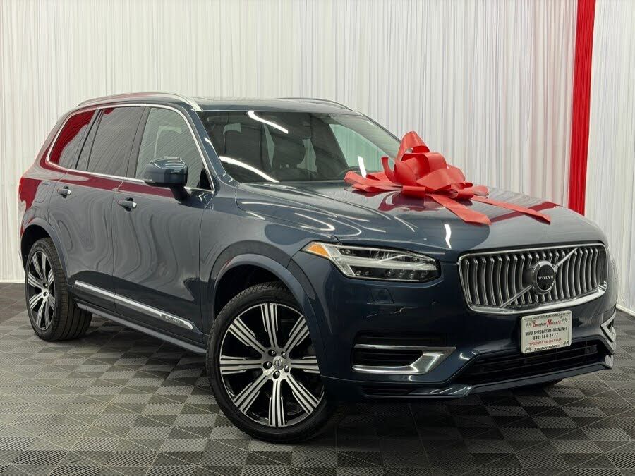 2021 VOLVO XC90