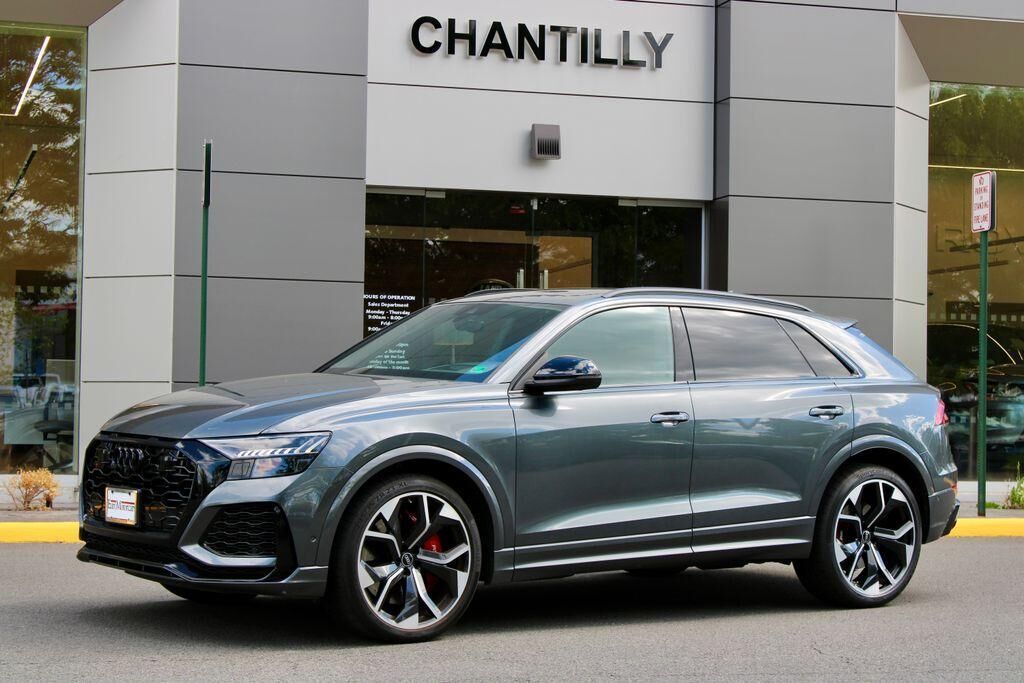 2022 AUDI RS Q8