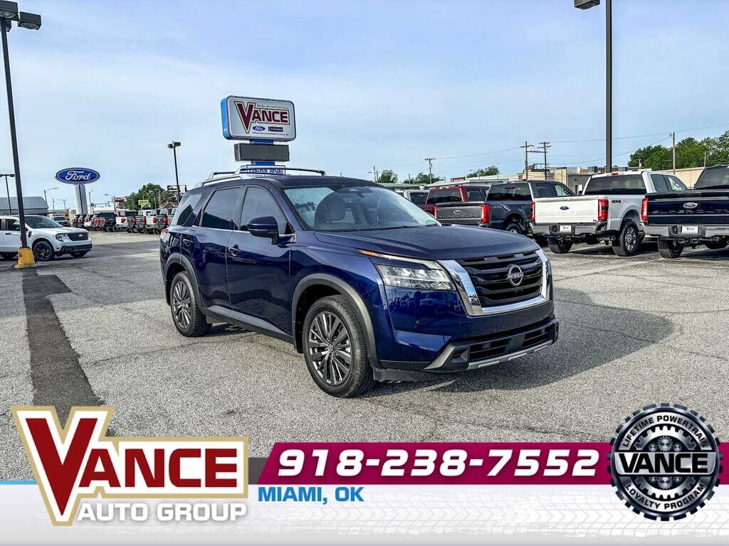 2024 NISSAN Pathfinder