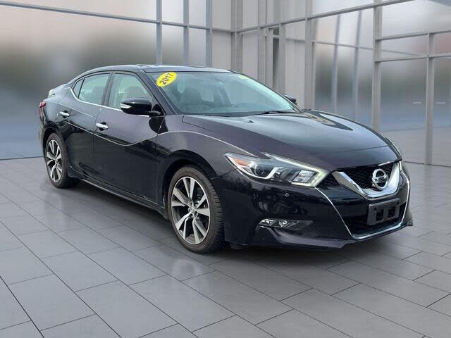 2017 NISSAN Maxima