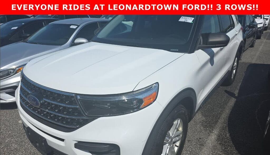 2021 FORD Explorer