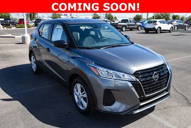2021 NISSAN Kicks