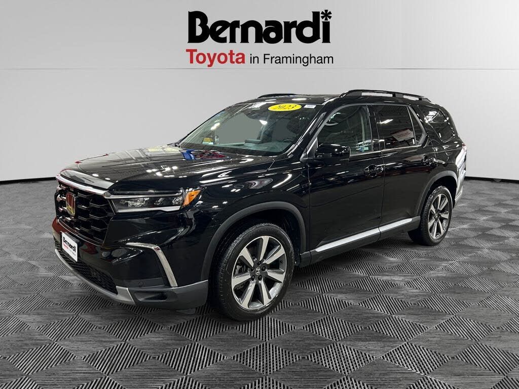 2023 HONDA Pilot