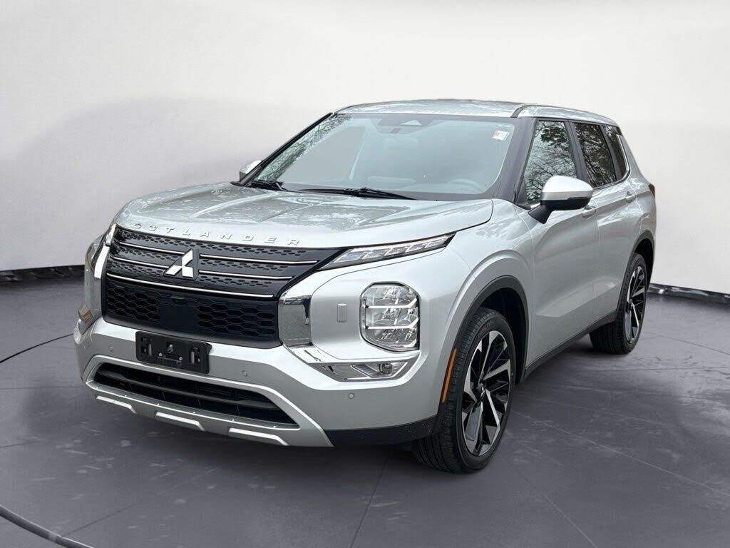 2024 MITSUBISHI Outlander