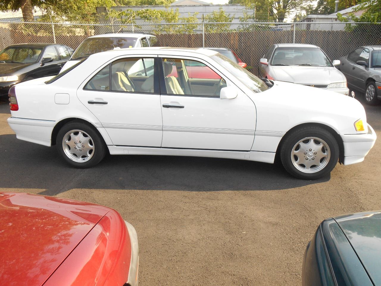 2000 MERCEDES-BENZ C-Class