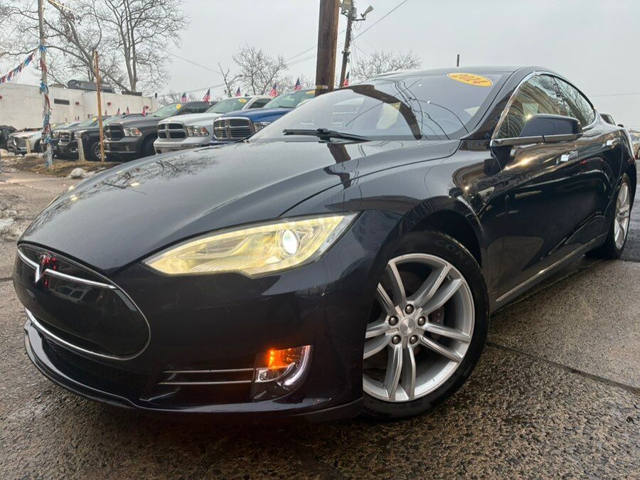 2014 TESLA Model S