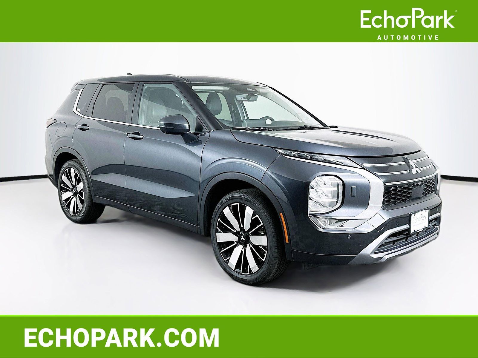 2025 MITSUBISHI Outlander