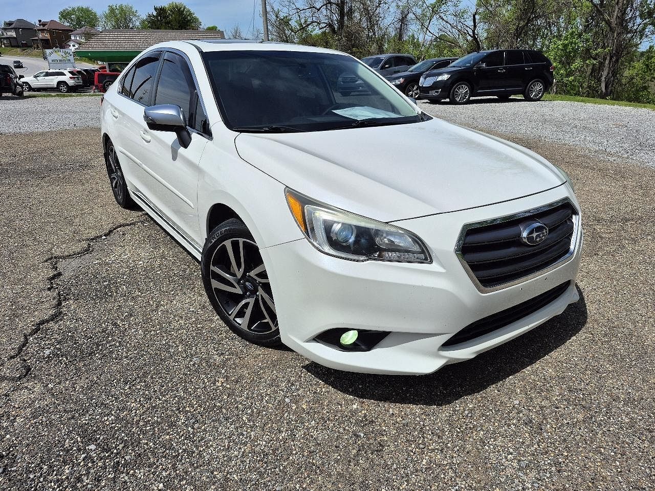2017 SUBARU Legacy