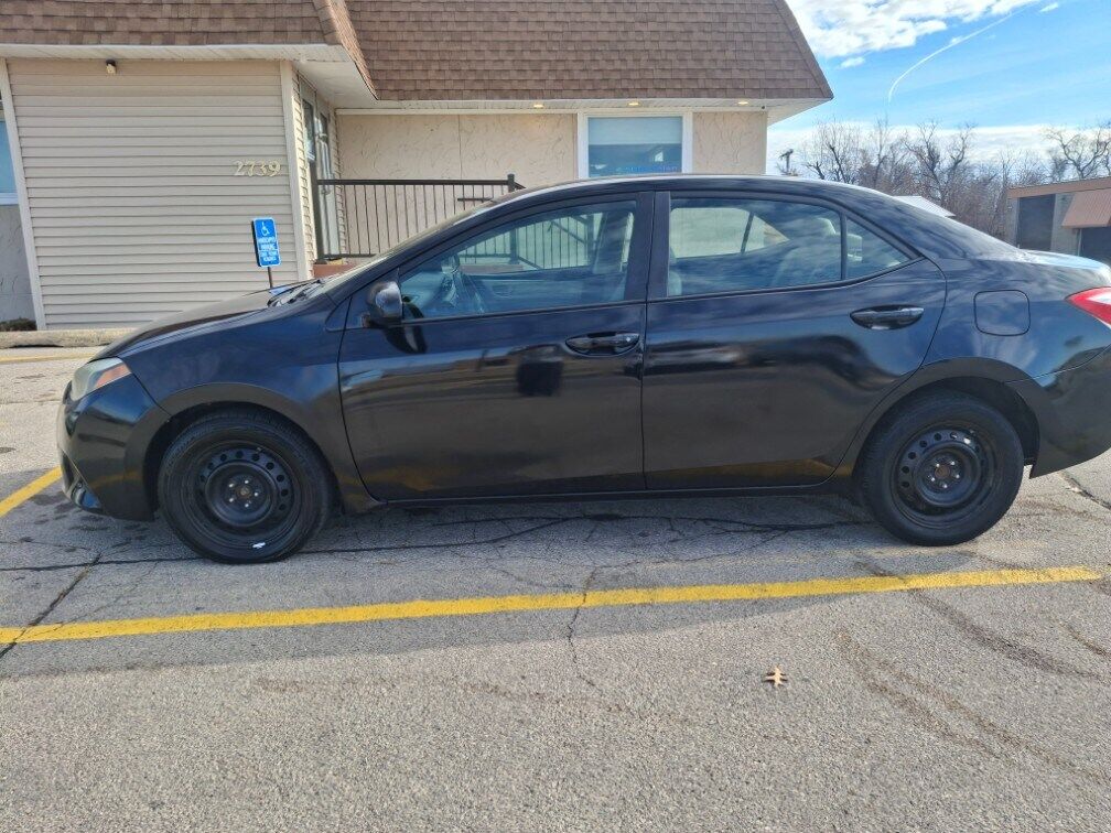 2015 TOYOTA Corolla