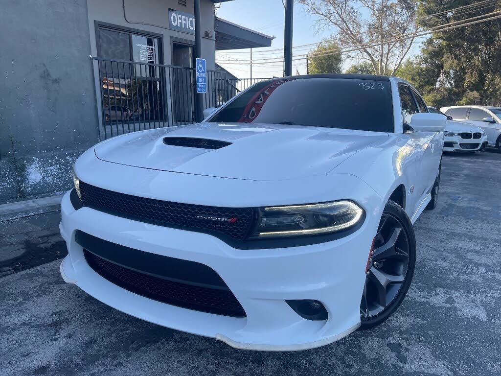 2019 DODGE Charger