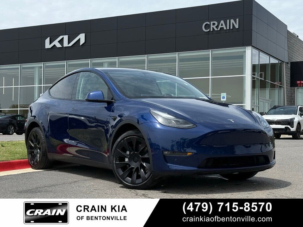 2022 TESLA Model Y