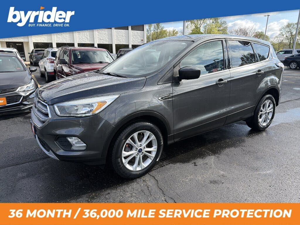 2017 FORD Escape