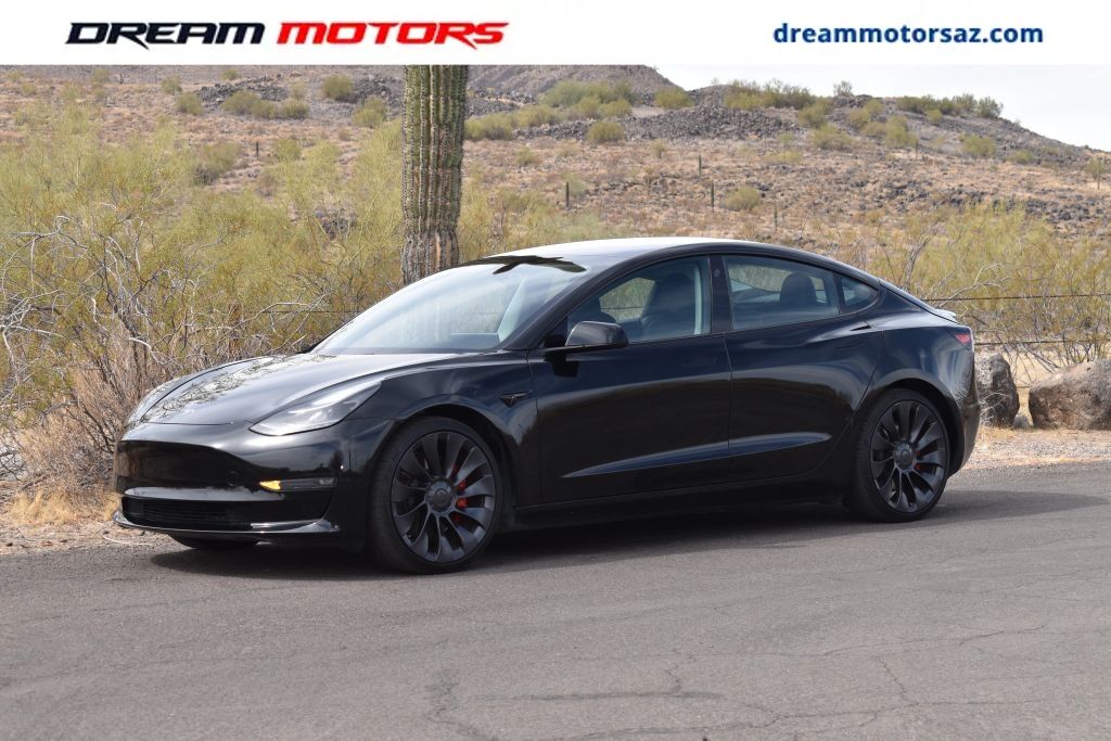2022 TESLA Model 3