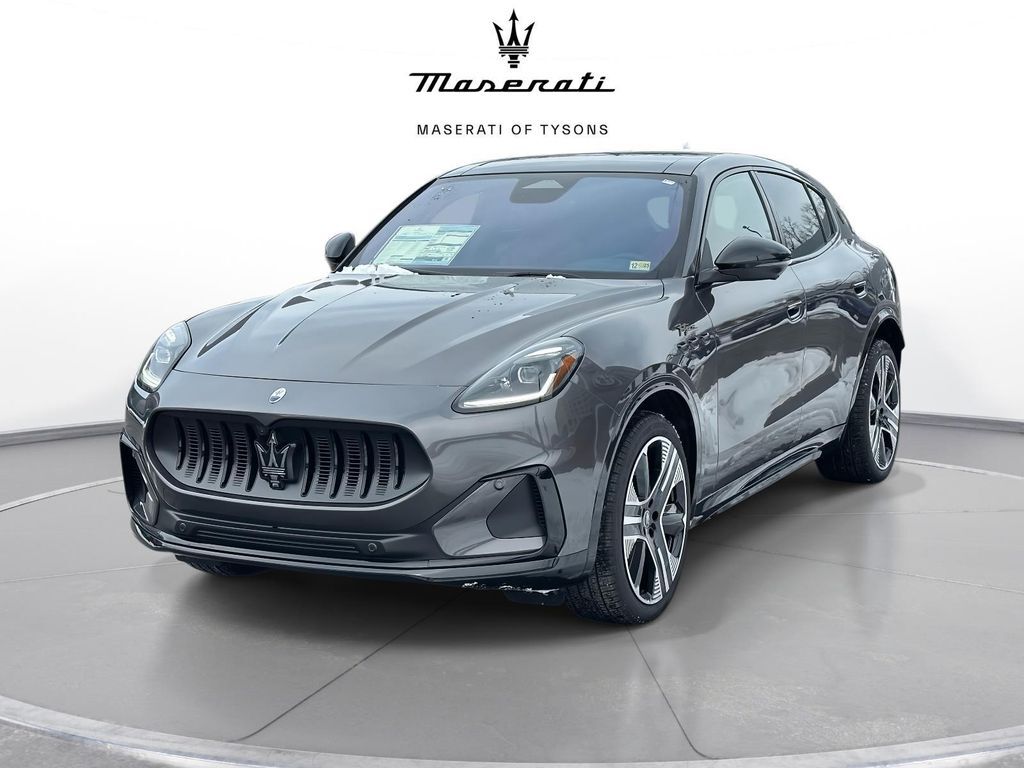 2025 MASERATI Grecale
