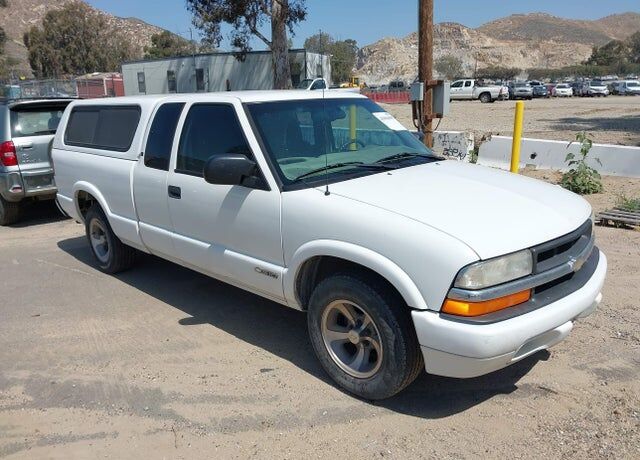 2000 CHEVROLET S-10 Pickup