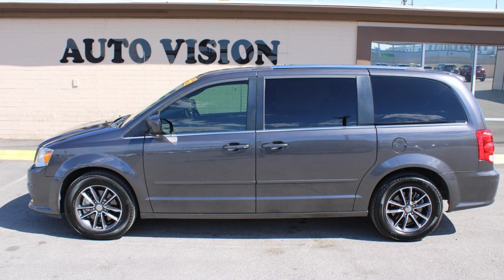 2017 DODGE Grand Caravan