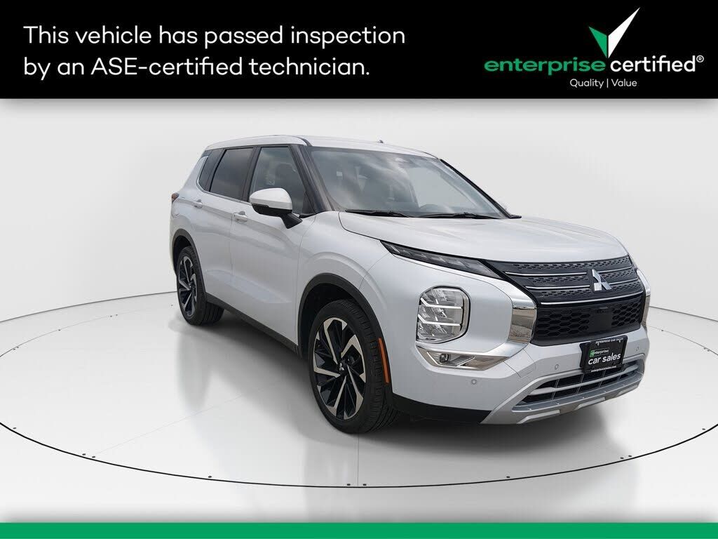 2024 MITSUBISHI Outlander