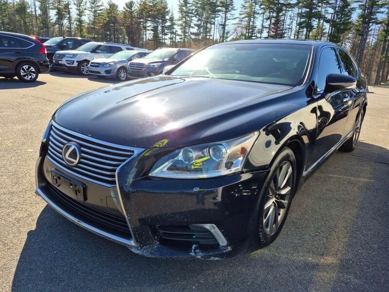 2013 LEXUS LS