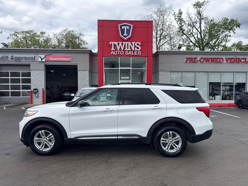 2023 FORD Explorer