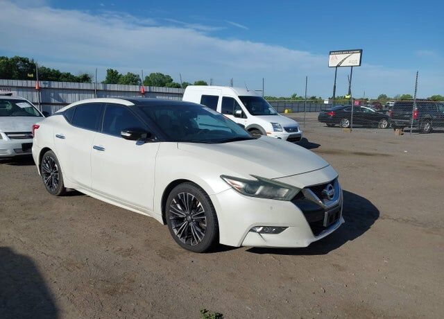 2016 NISSAN Maxima