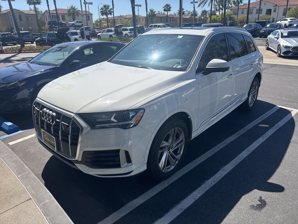2023 AUDI Q7