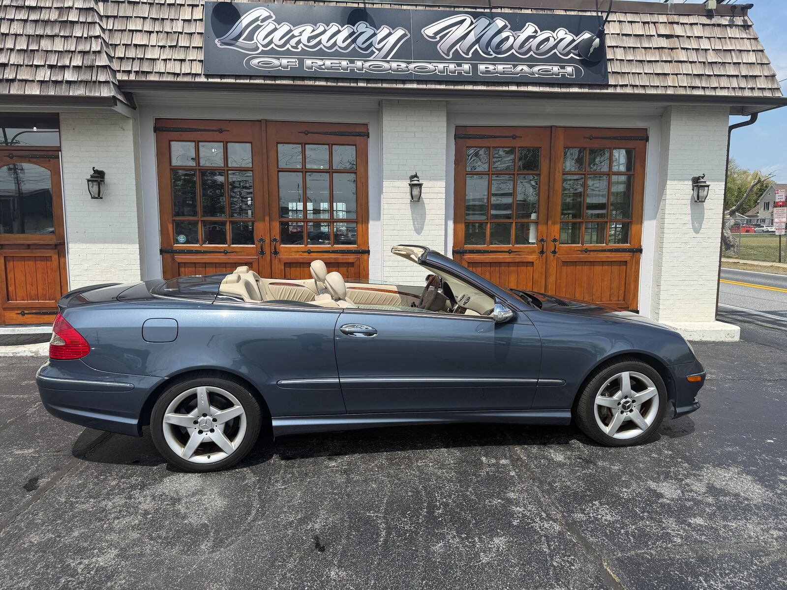 2006 MERCEDES-BENZ CLK-Class