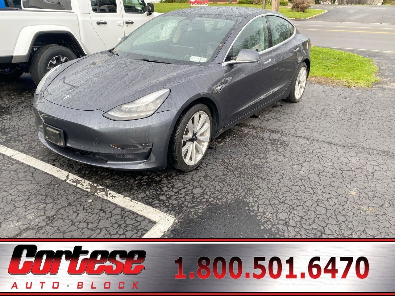 2018 TESLA Model 3